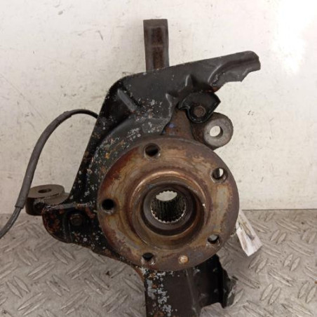 Moyeu avant droit FIAT DOBLO 2 Photo n°1