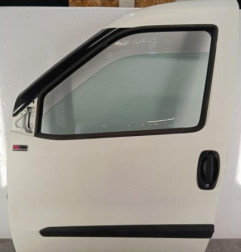 Porte avant gauche FIAT DOBLO 2 Photo n°1