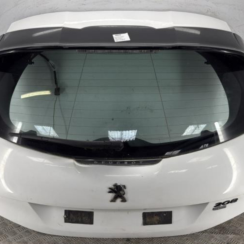 Malle/Hayon arriere PEUGEOT 208 1