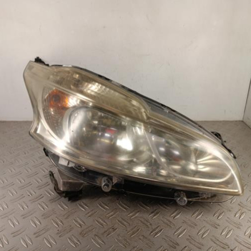 Optique avant principal droit (feux)(phare) PEUGEOT 208 1
