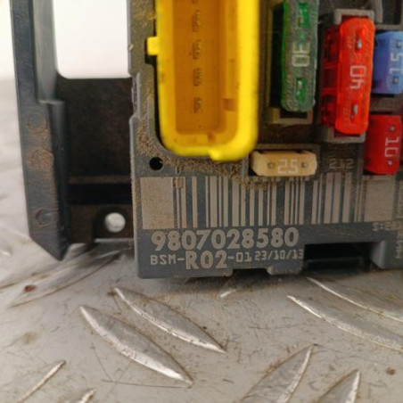 Boitier servitude moteur (BSM) PEUGEOT 3008 1