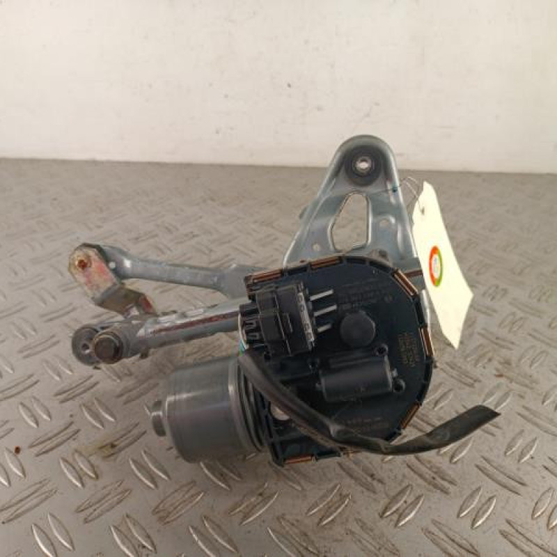 Moteur essuie glace avant droit PEUGEOT 3008 1