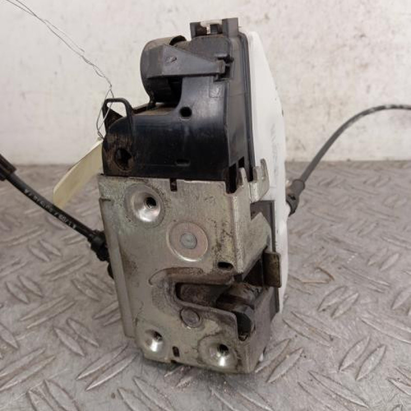Serrure avant gauche CITROEN C2 Serrure avant gauche CITROEN C2