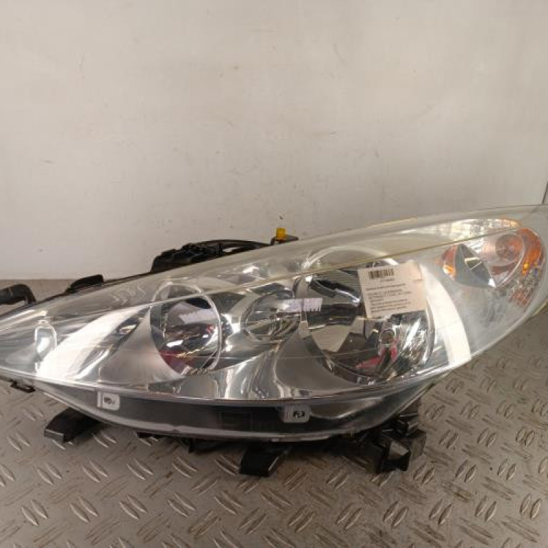 Optique avant principal gauche (feux)(phare) PEUGEOT 207