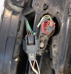 Feu arriere principal droit (feux) RENAULT TRAFIC 3 COURT Photo n°5