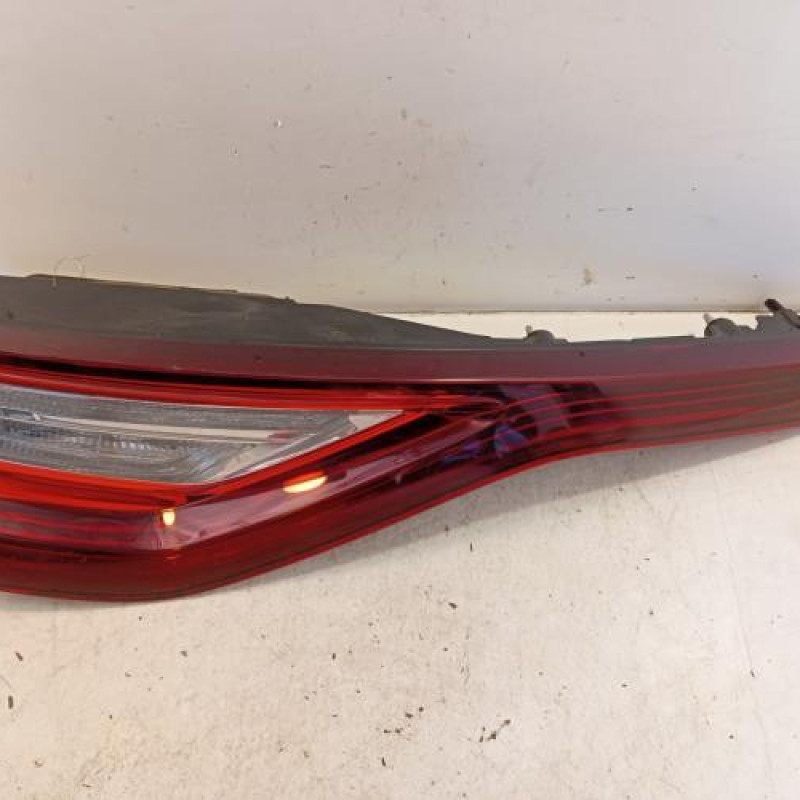 Feu arriere secondaire gauche (feux) RENAULT MEGANE 4 Feu arriere secondaire gauche (feux) RENAULT MEGANE 4