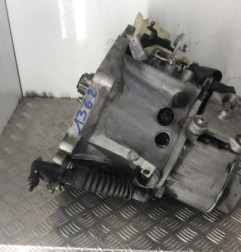 Boite de vitesses PEUGEOT 2008 1 Photo n°4