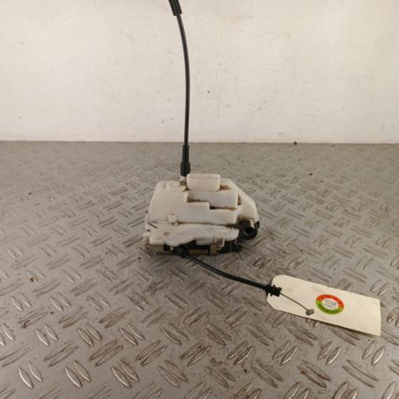 Serrure avant gauche CITROEN C3 1 Serrure avant gauche CITROEN C3 1