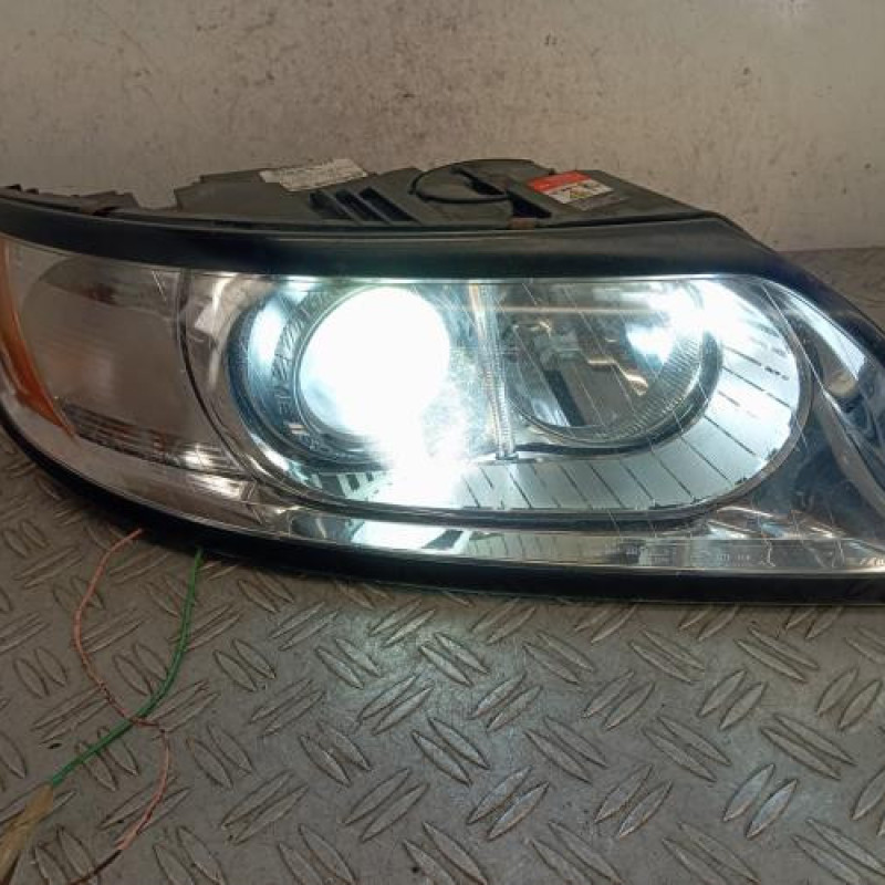 Optique avant principal droit (feux)(phare) VOLVO V 50