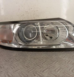 Optique avant principal droit (feux)(phare) VOLVO V 50