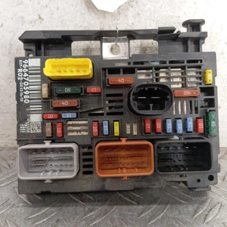 Boitier servitude moteur (BSM) PEUGEOT 407 Photo n°1