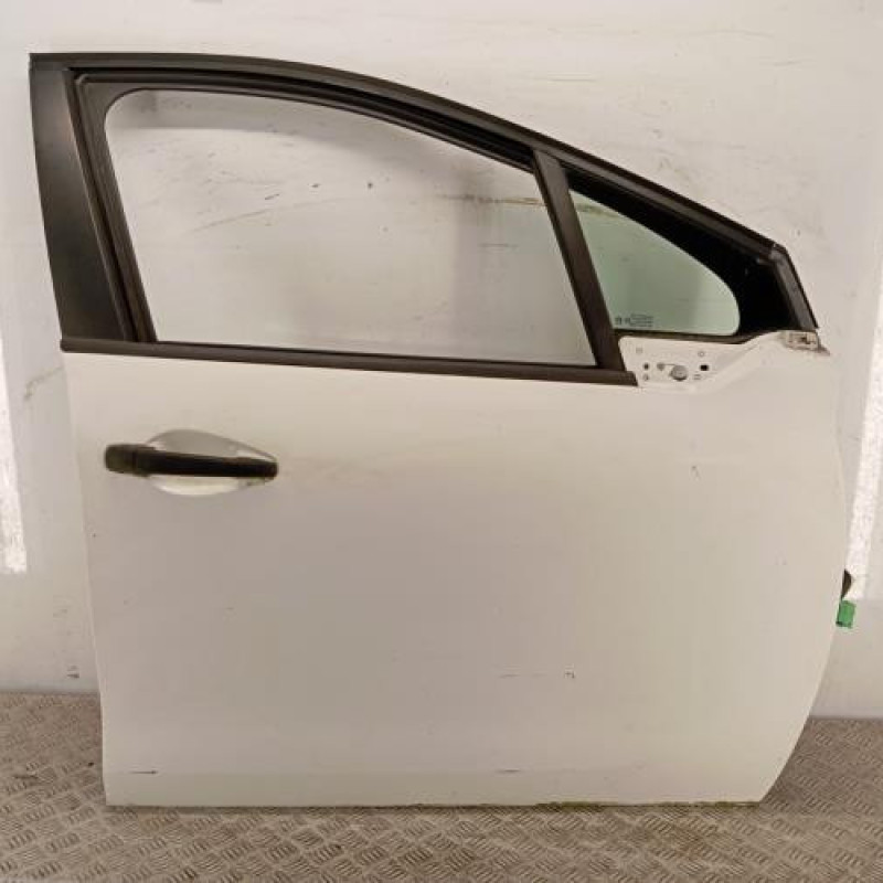 Porte avant droit PEUGEOT 208 1