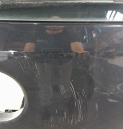 Malle/Hayon arriere VOLKSWAGEN POLO 5