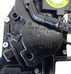 Moteur essuie glace arriere VOLKSWAGEN POLO 4 Photo n°3