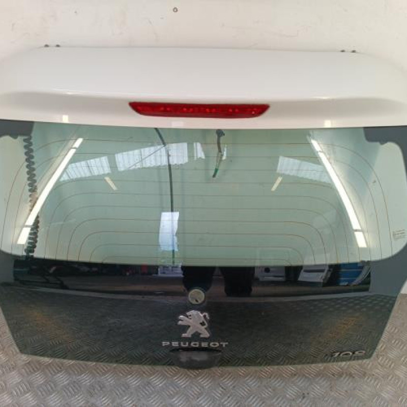 Lunette arriere PEUGEOT 108 Lunette arriere PEUGEOT 108