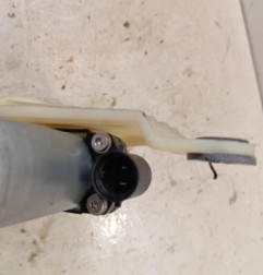 Leve vitre electrique avant gauche RENAULT MASTER 3 Photo n°3