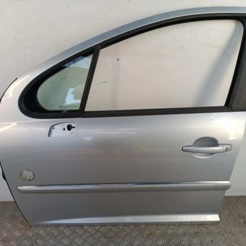 Porte avant gauche PEUGEOT 207