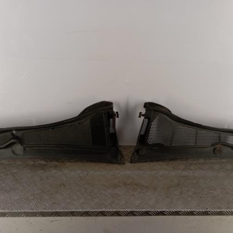 Baie de pare brise CITROEN C4 CACTUS Baie de pare brise CITROEN C4 CACTUS