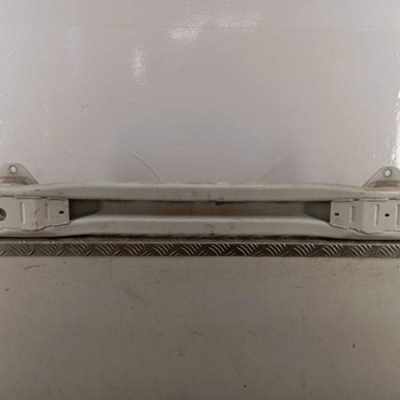 Renfort pare choc arriere (traverse) PEUGEOT 2008 2
