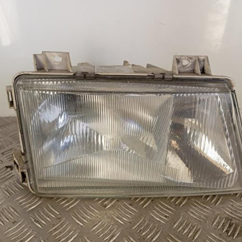 Optique avant principal droit (feux)(phare) MERCEDES SPRINTER 1