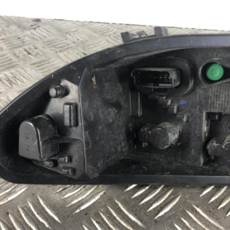 Platine feu arriere gauche RENAULT CLIO 3