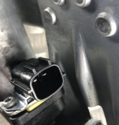 Leve vitre electrique avant droit DACIA SANDERO 2 Photo n°3
