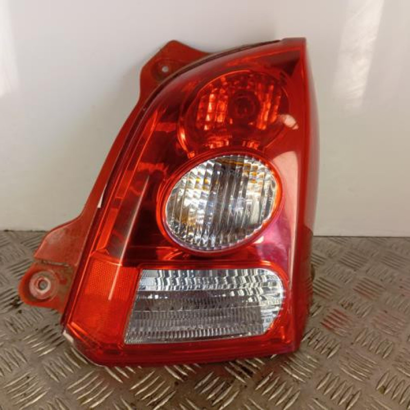 Feu arriere principal droit (feux) SUZUKI ALTO 3