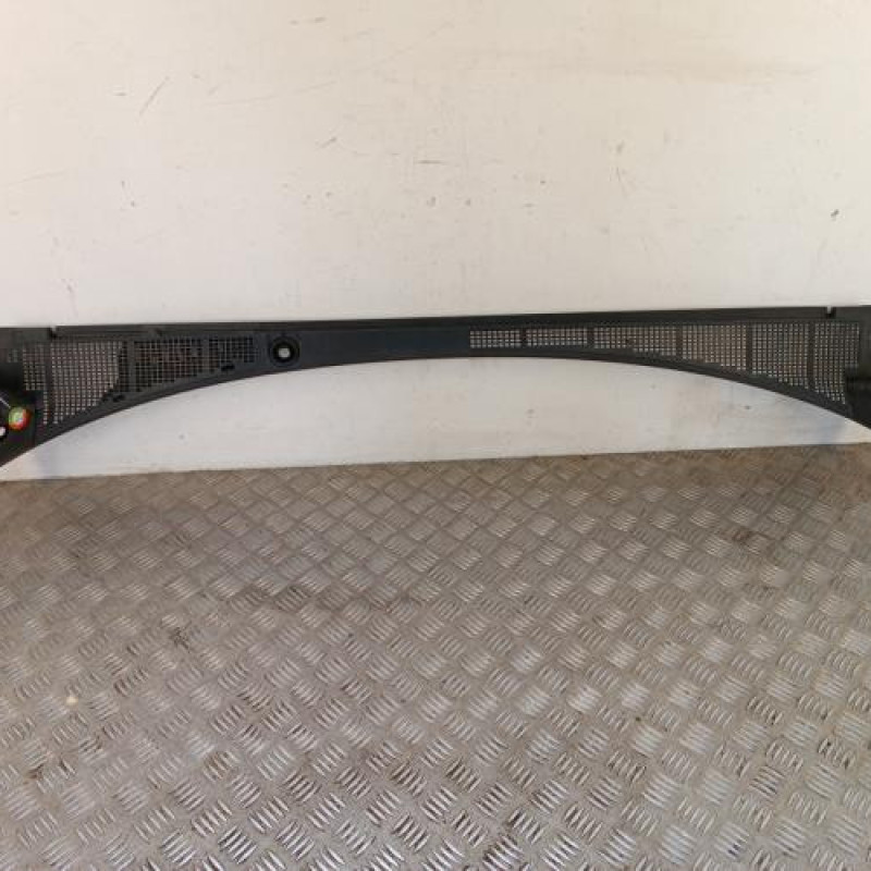 Baie de pare brise RENAULT MEGANE 4 Baie de pare brise RENAULT MEGANE 4