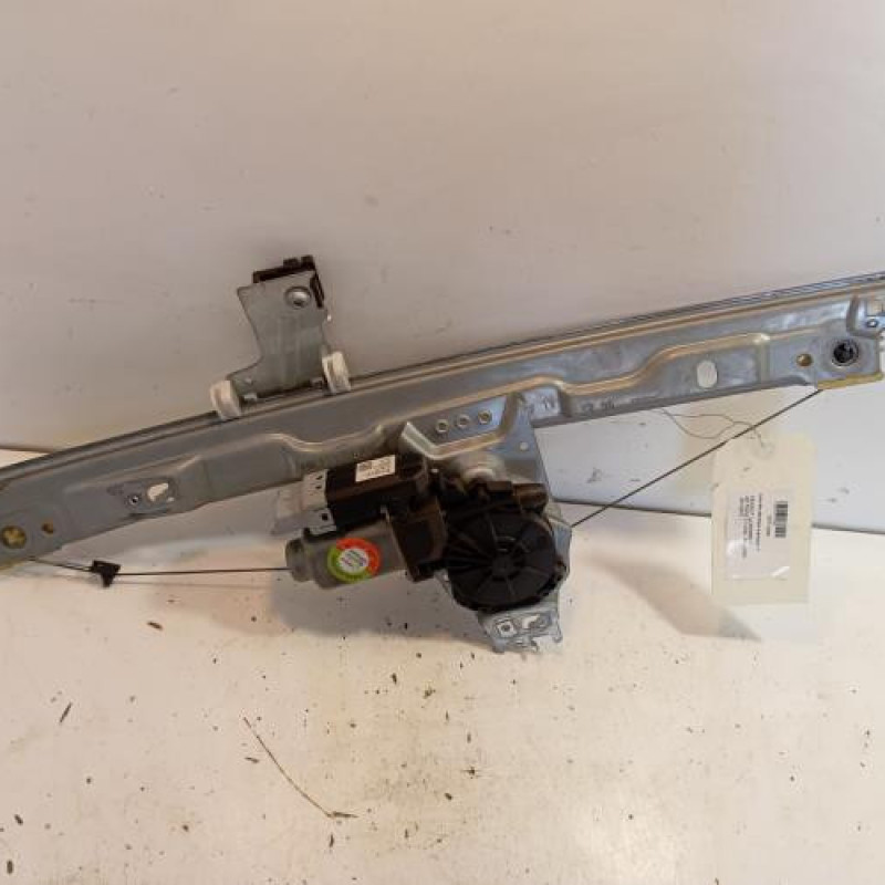 Leve vitre electrique avant gauche PEUGEOT 207