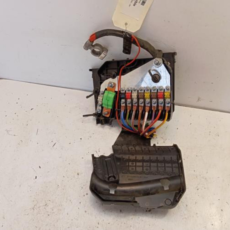 Porte fusible FORD KUGA 2 Porte fusible FORD KUGA 2