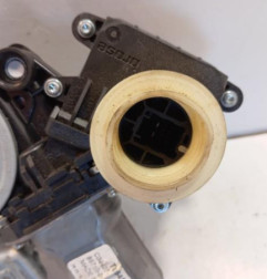 Leve vitre electrique avant droit TOYOTA VERSO Photo n°3
