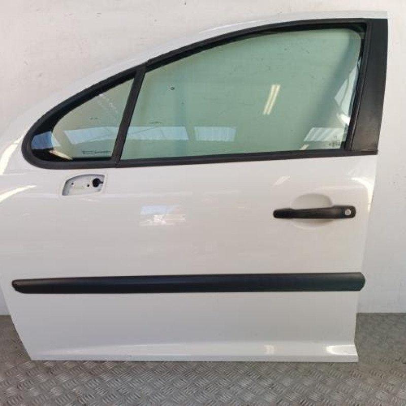 Porte avant gauche PEUGEOT 207