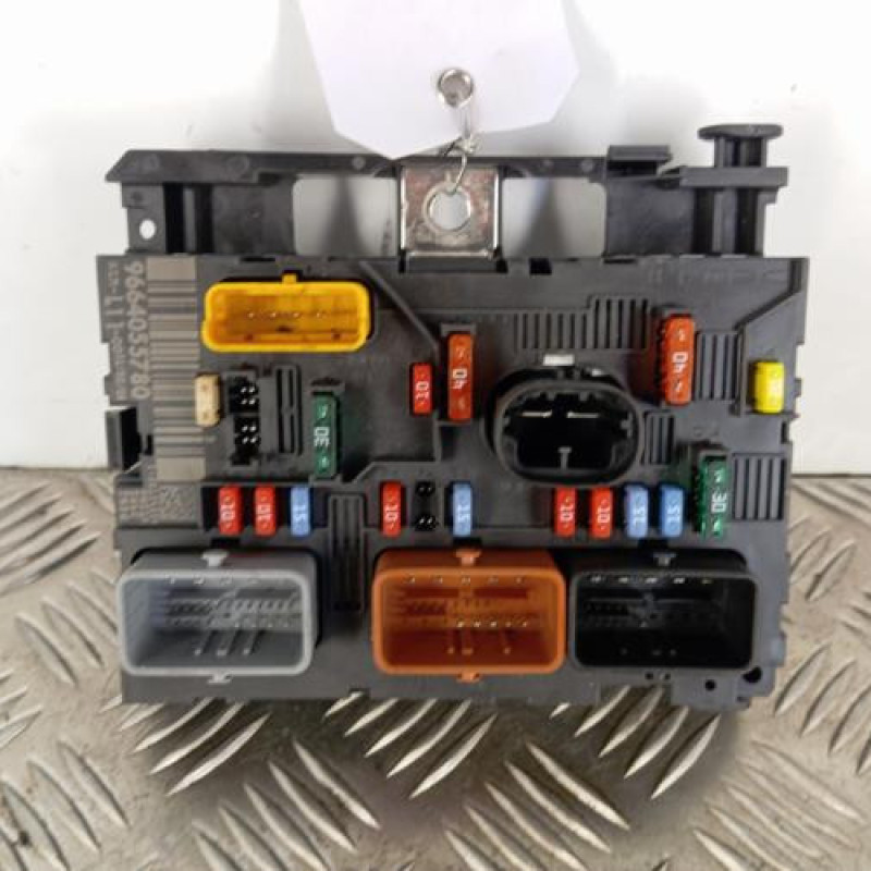 Boitier servitude moteur (BSM) PEUGEOT 207 Boitier servitude moteur (BSM) PEUGEOT 207