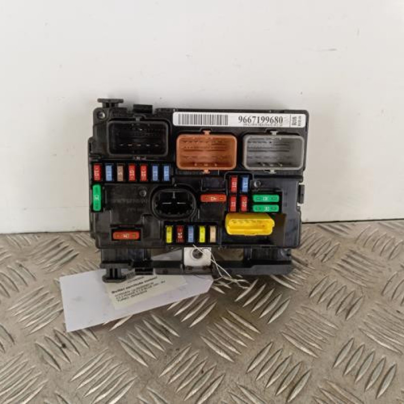 Boitier servitude moteur (BSM) CITROEN C3 2 Boitier servitude moteur (BSM) CITROEN C3 2