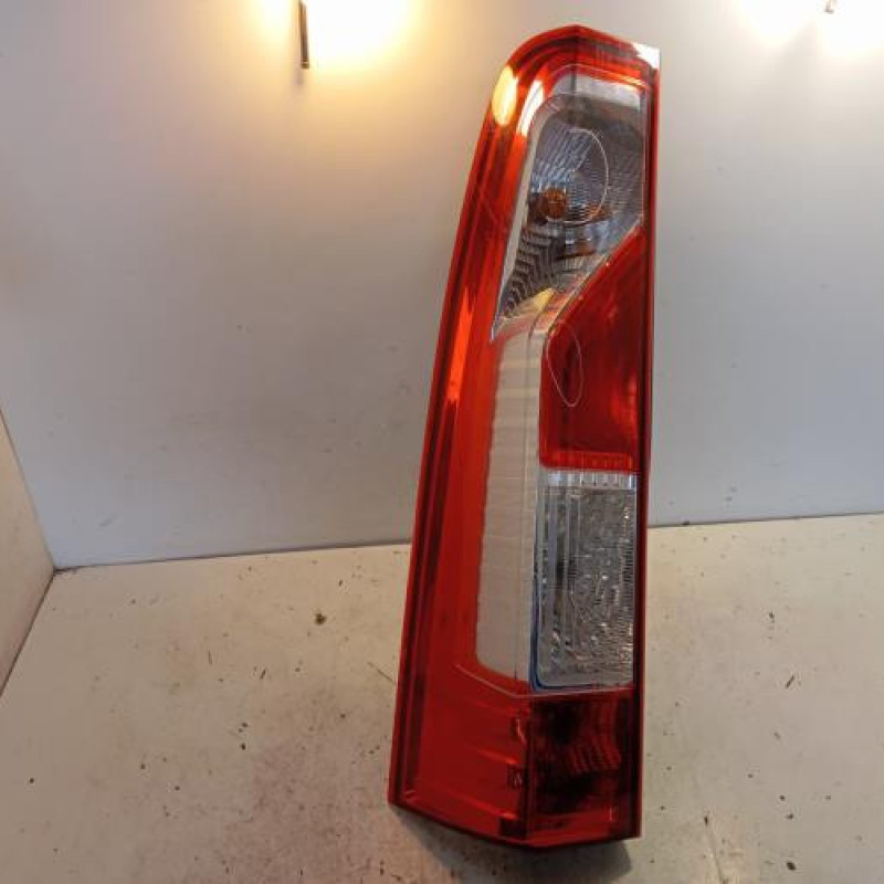 Feu arriere principal gauche (feux) RENAULT MASTER 3