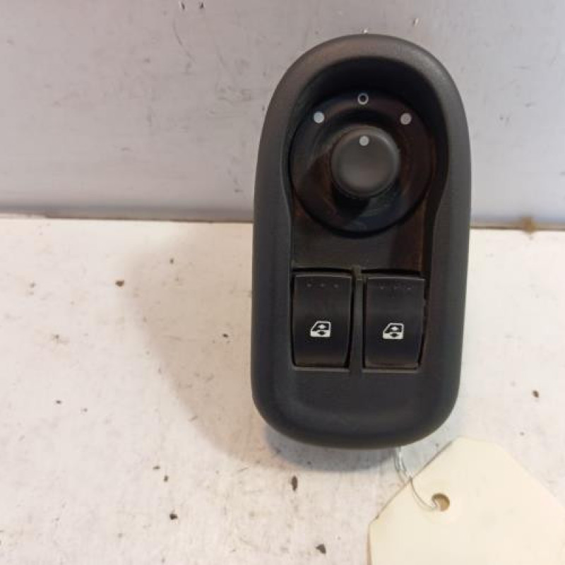 Interrupteur de leve vitre avant gauche RENAULT MASTER 3