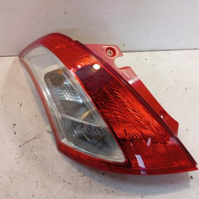 Feu arriere principal gauche (feux) SUZUKI SWIFT 4