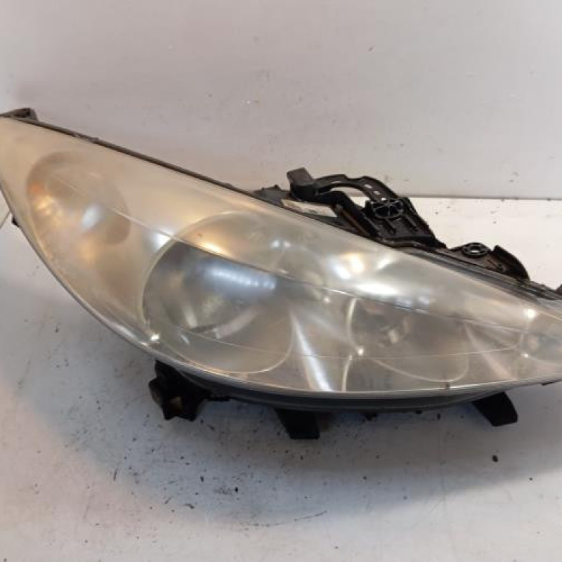 Optique avant principal droit (feux)(phare) PEUGEOT 207