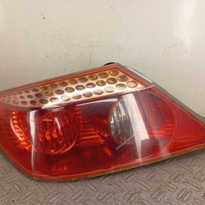 Feu arriere principal gauche (feux) PEUGEOT 407 Feu arriere principal gauche (feux) PEUGEOT 407