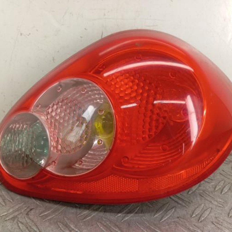 Feu arriere principal droit (feux) TOYOTA AYGO 1