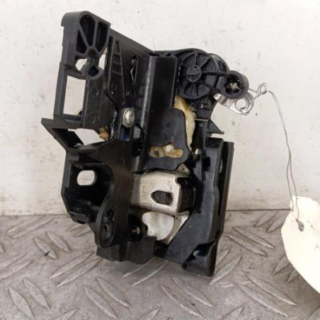 Serrure avant droit DACIA SANDERO 2