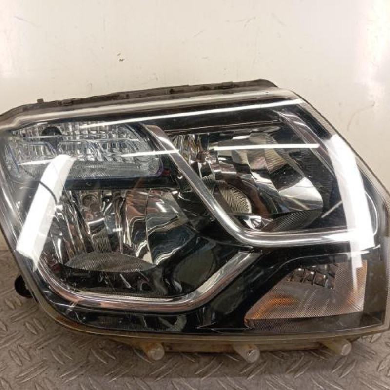 Optique avant principal droit (feux)(phare) DACIA DUSTER 1