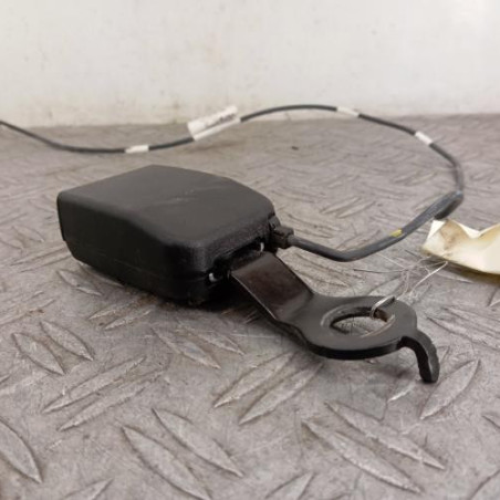 Attache ceinture avant gauche DACIA DUSTER 1