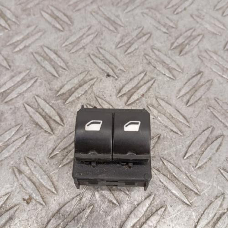 Interrupteur de leve vitre avant gauche CITROEN C3 3