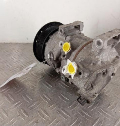 Compresseur clim TOYOTA AURIS 1