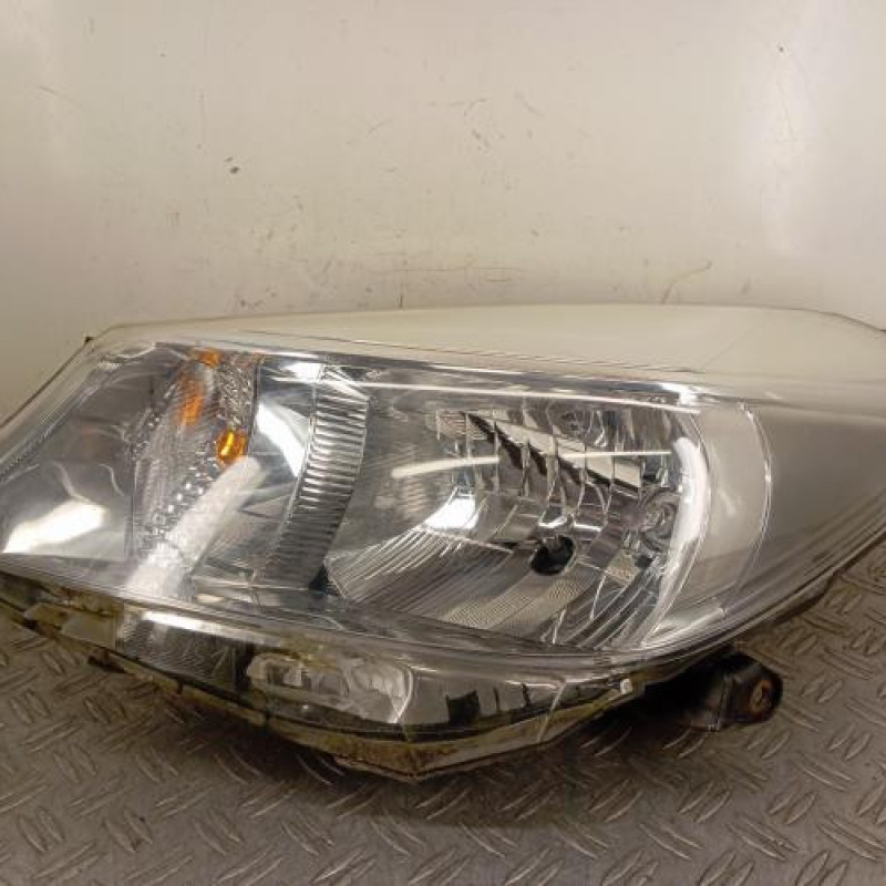 Optique avant principal gauche (feux)(phare) TOYOTA YARIS 3