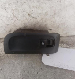 Interrupteur de leve vitre avant droit OPEL ZAFIRA TOURER C