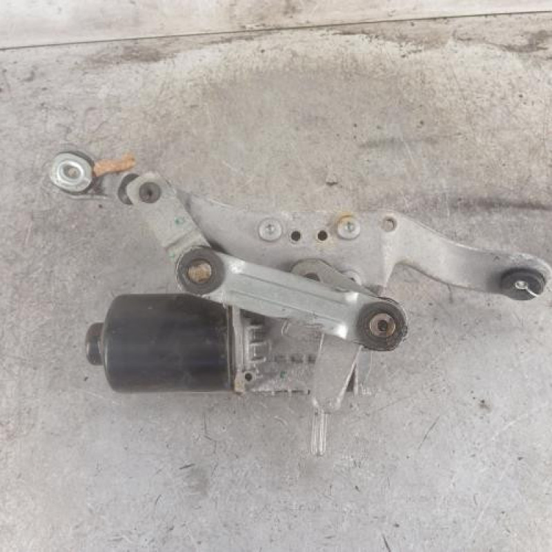 Moteur essuie glace avant droit OPEL ZAFIRA TOURER C