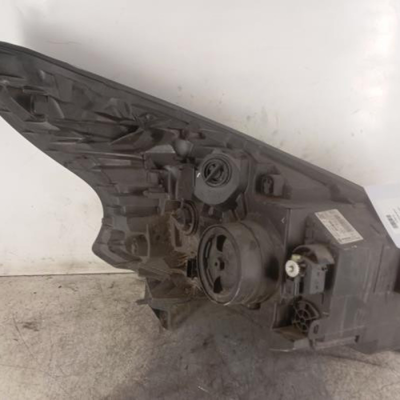 Optique avant principal gauche (feux)(phare) FIAT TALENTO