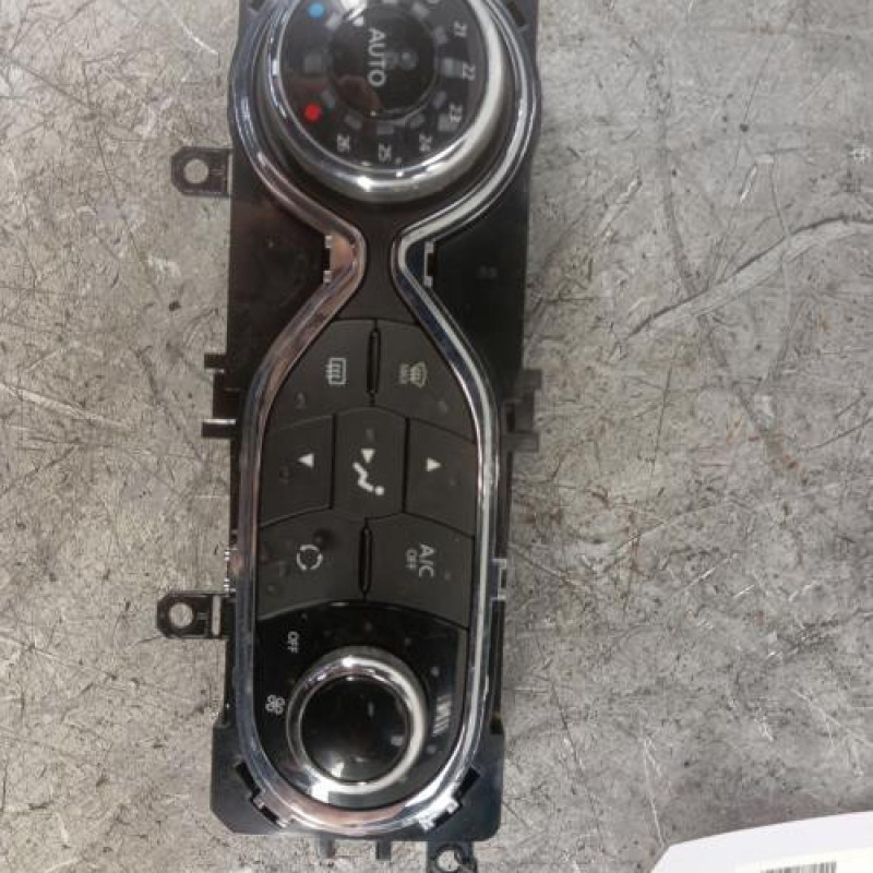 Commande chauffage RENAULT CAPTUR 1